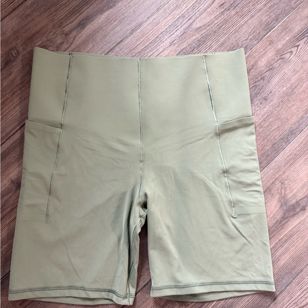 Aerie Green Bike Shorts with High-Waist and Streamlined Fit